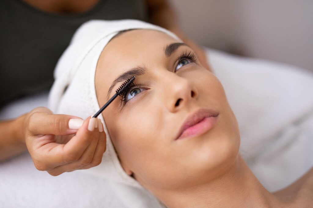 elegir un buen profesional para hacerte un lifting de pestañas